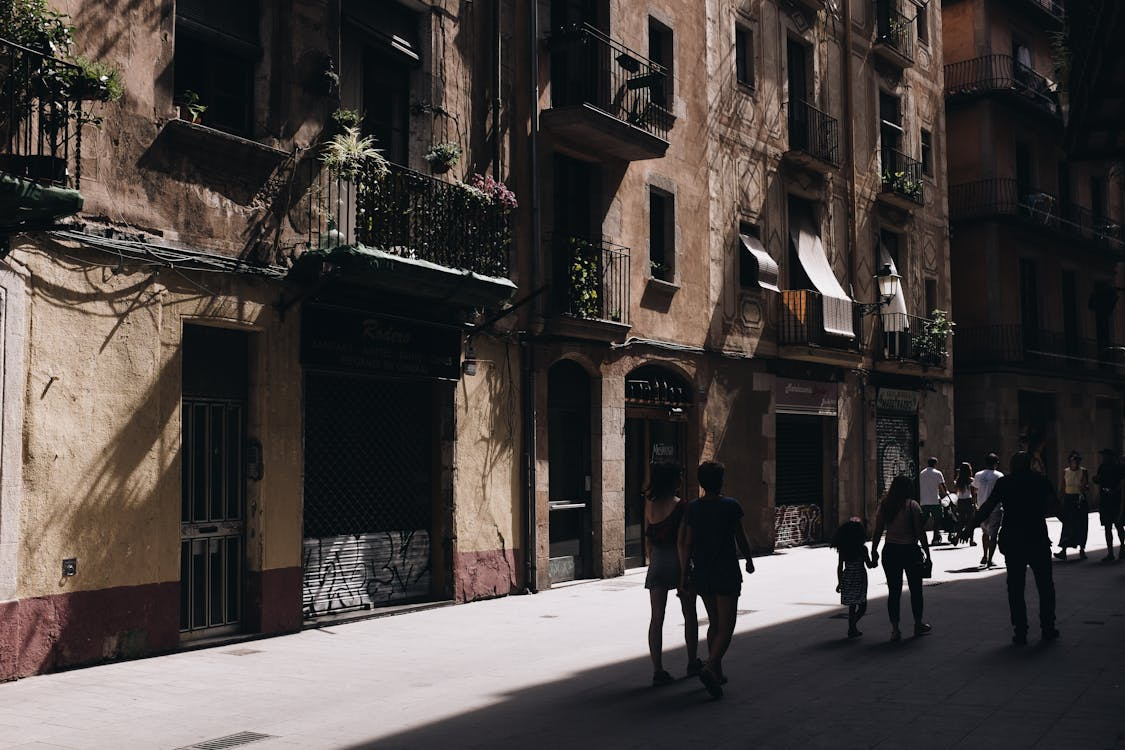 Descubre los diferentes ambientes y la diversidad cultural en Barcelona